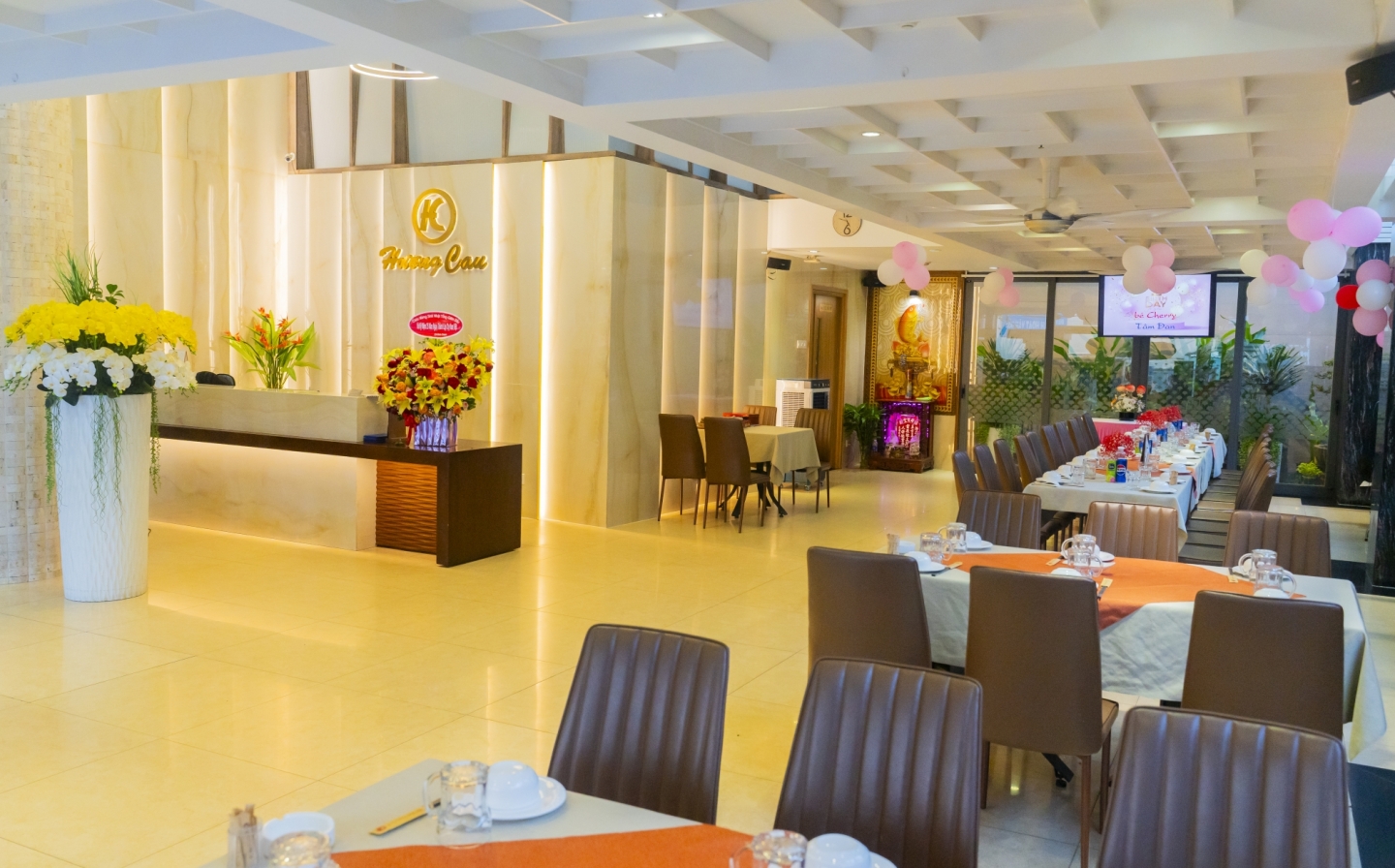 Hương Cau Restaurant 2