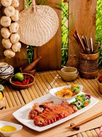HUONG CAU RESTAURANT
