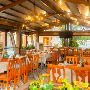 to-chuc-tiec-uy-tin-tan-binh-huong-cau-restaurant-luon-la-su-lua-chon-dang-tin-cay